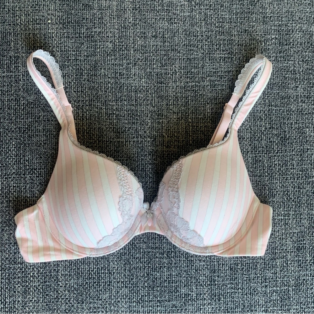 Victoria Secret Bra